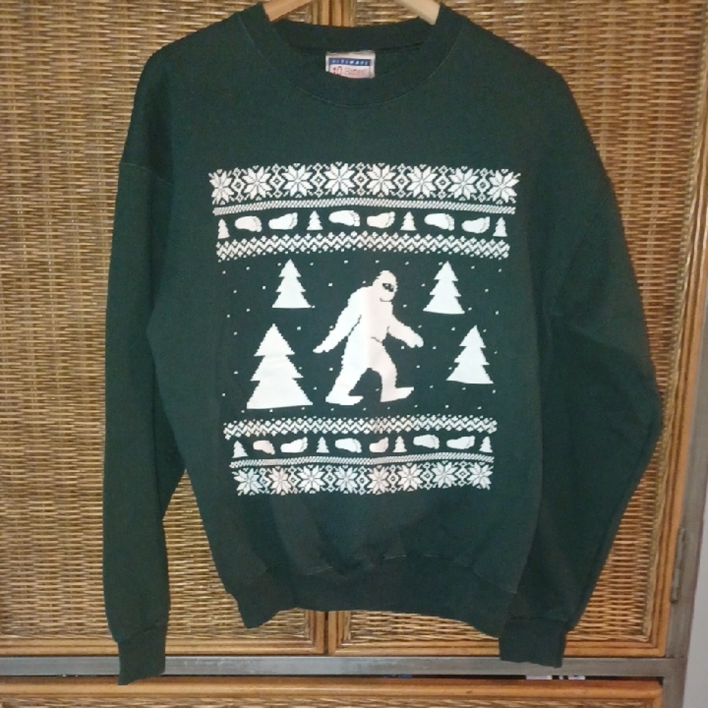 Hanes Green Bigfoot Crewneck Sweater